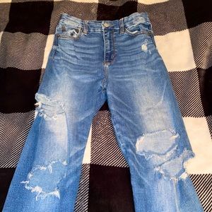-American Eagle ripped skinny jeans